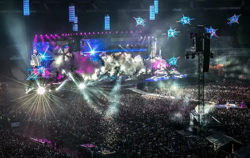 Muse en concert, visuel de l'expérience live à Paris La Défense Arena